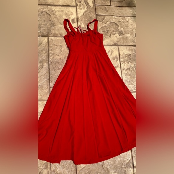 Red Ruched Spaghetti Strap Sundress - Picture 4 of 4